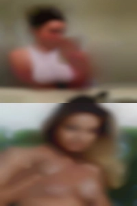 Wild couple natural naked girls!